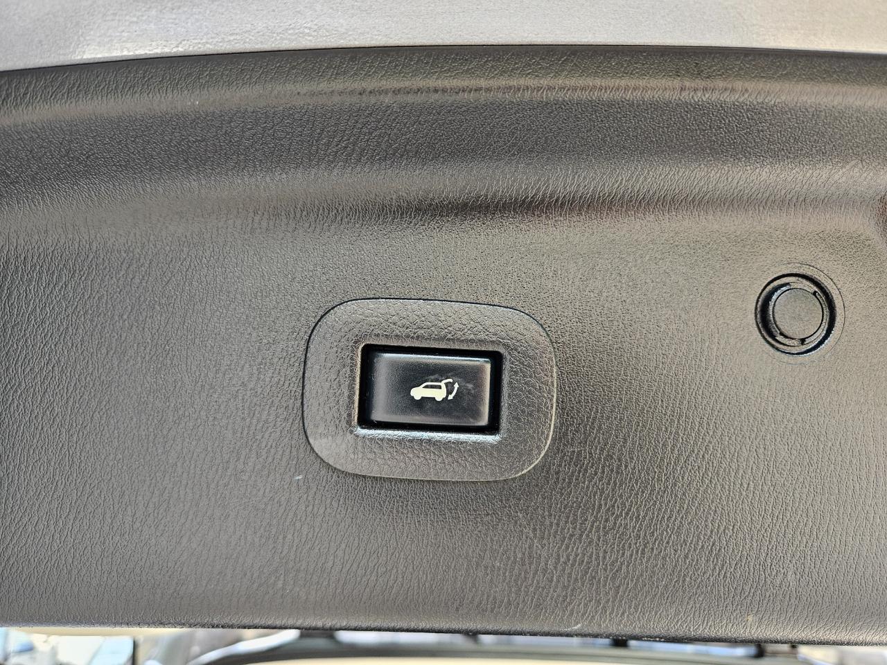 Nissan Armada SL 2WD 2019