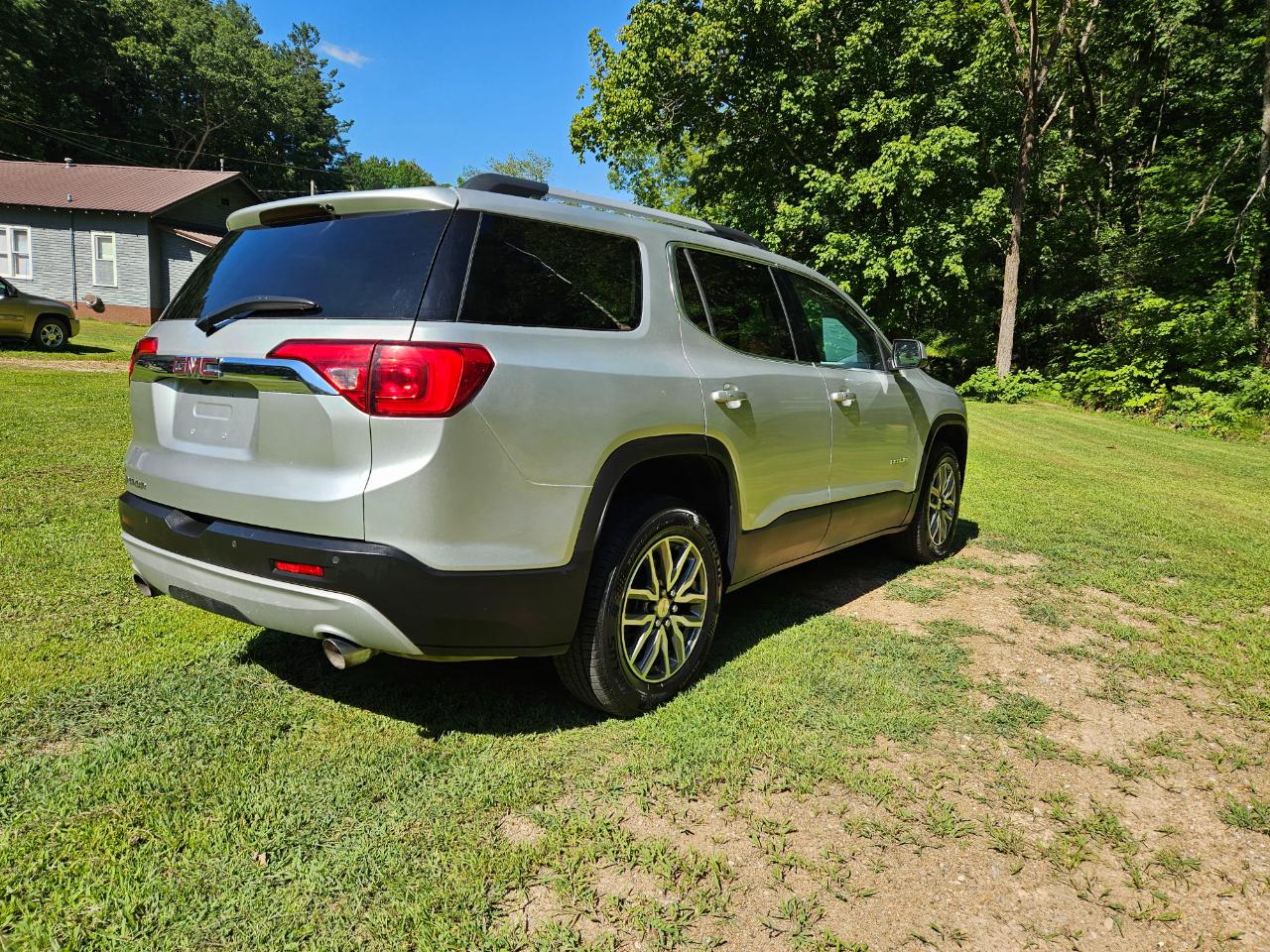 GMC Acadia SLE-2 FWD 2019
