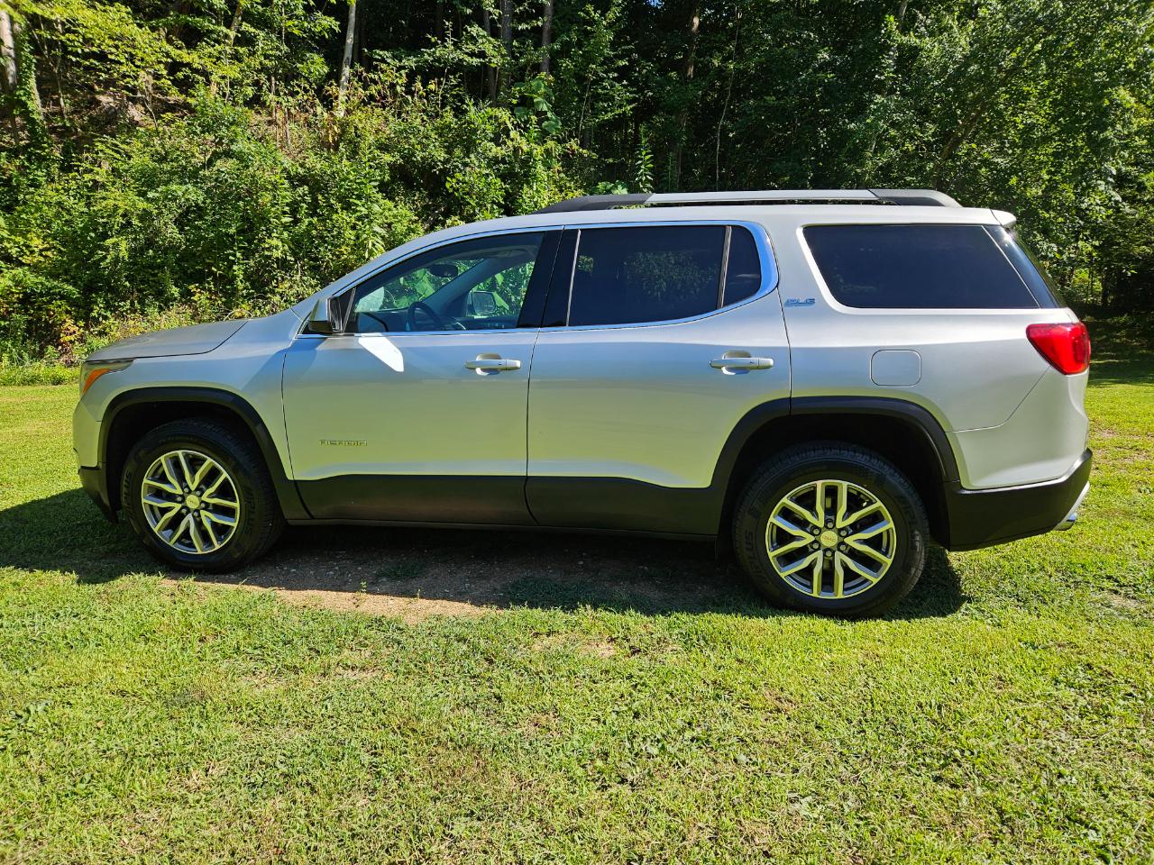 GMC Acadia SLE-2 FWD 2019