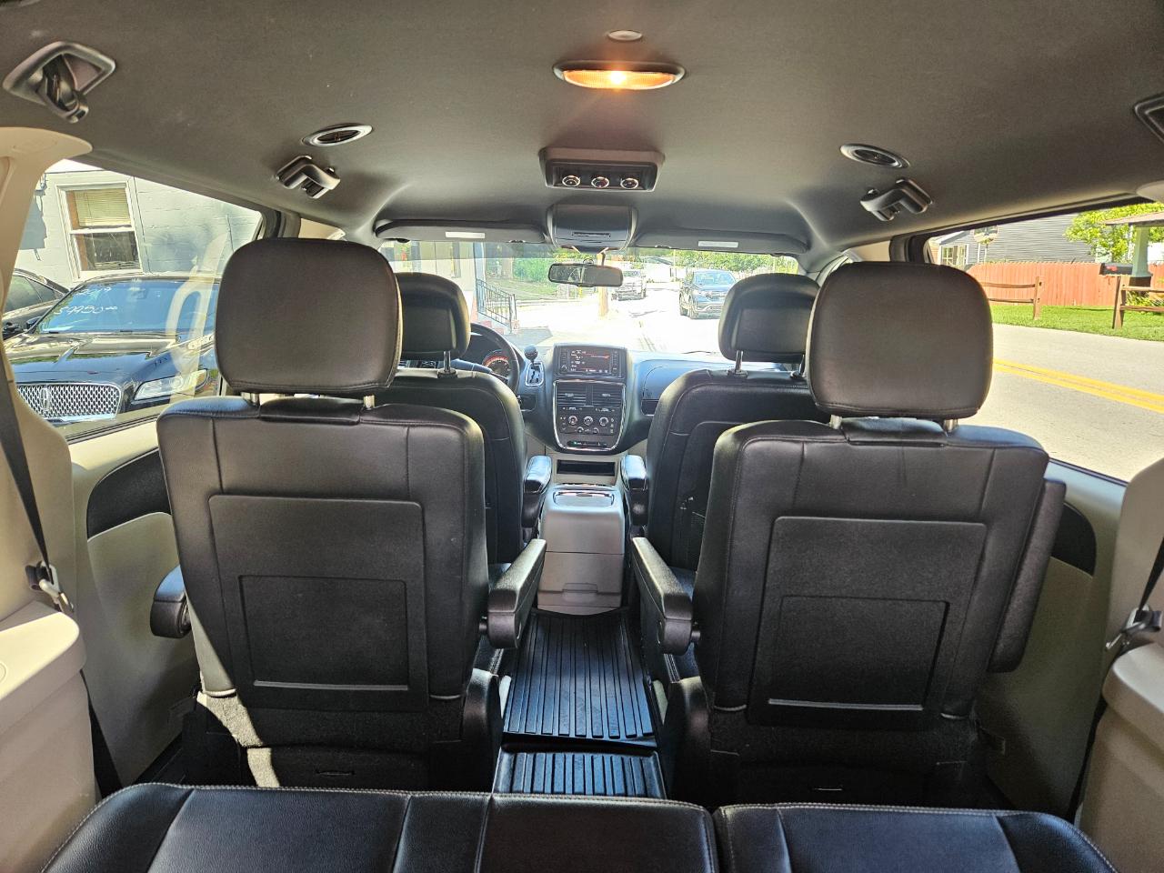 Dodge Grand Caravan SXT 2017
