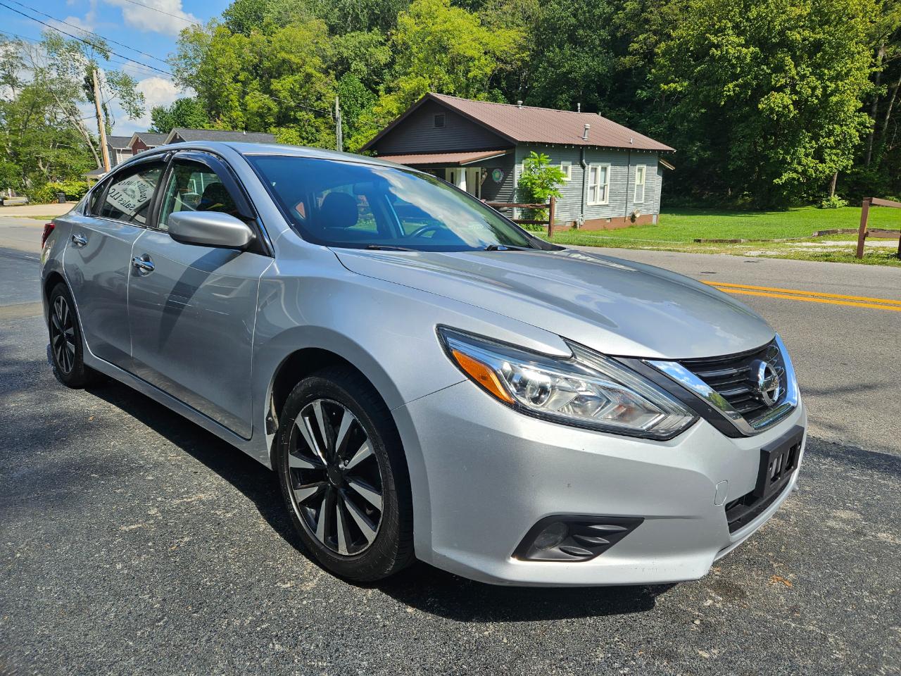 Nissan Altima 2.5 SV 2018