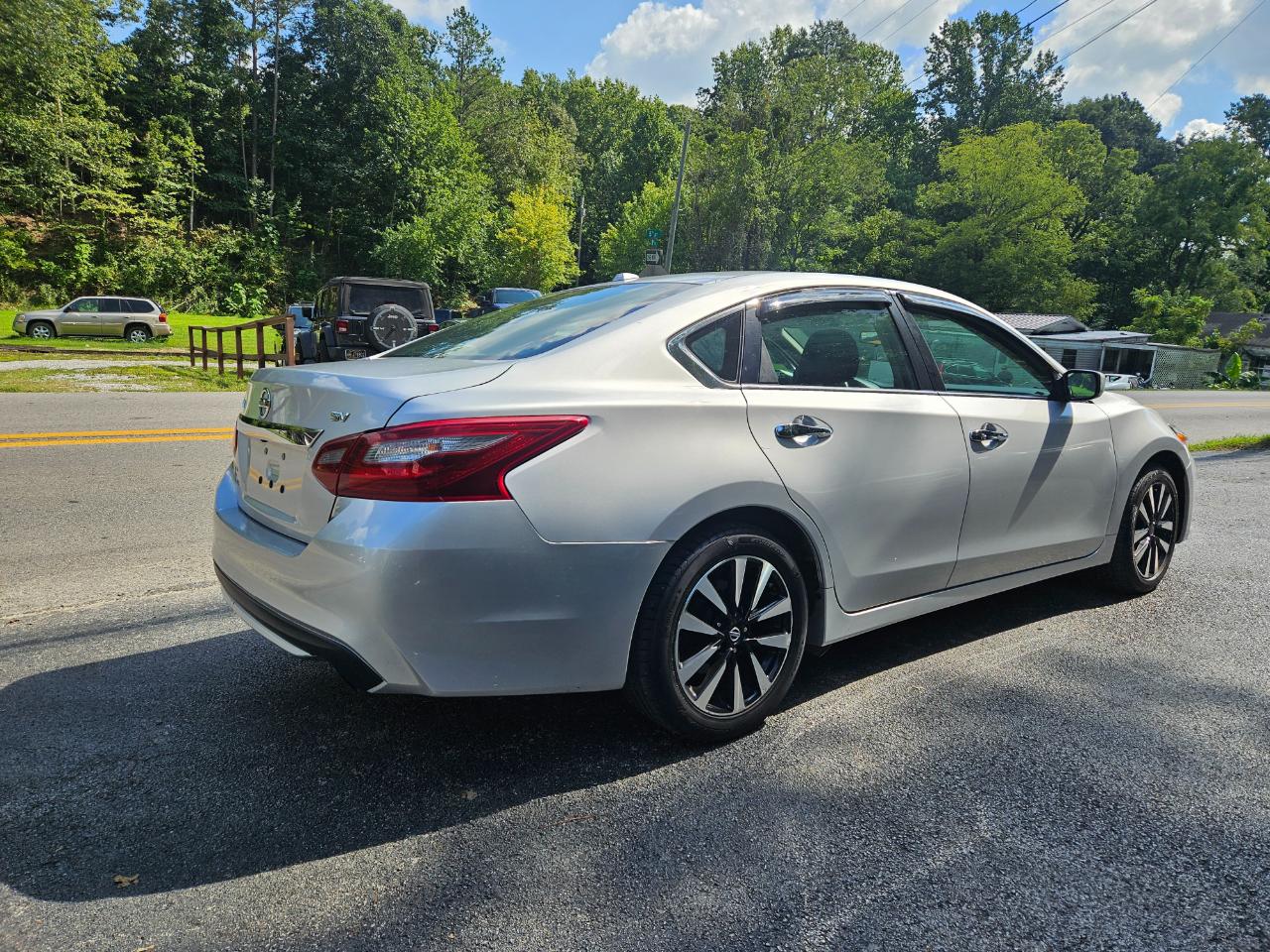Nissan Altima 2.5 SV 2018