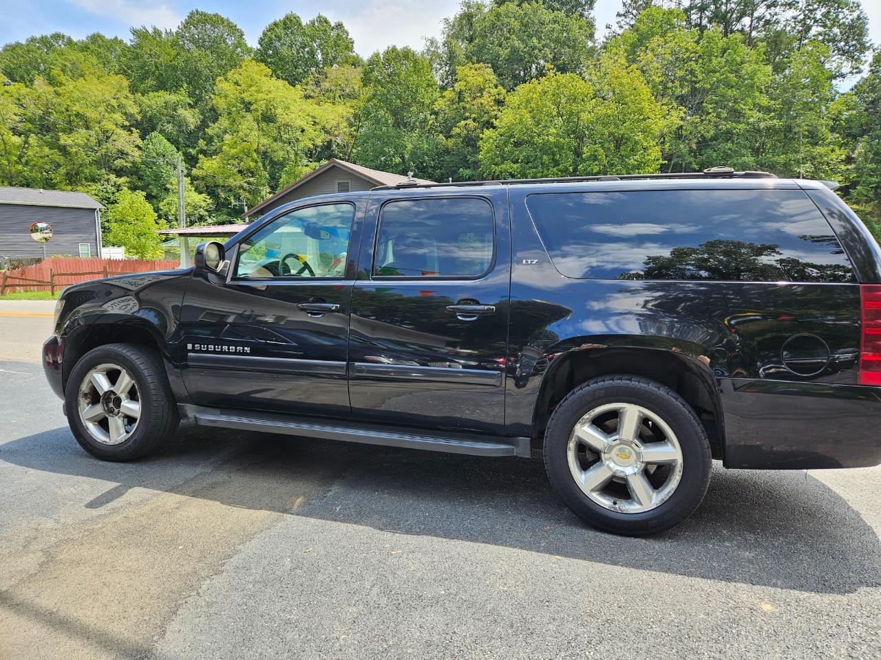 Chevrolet Suburban LT2 1500 4WD 2007