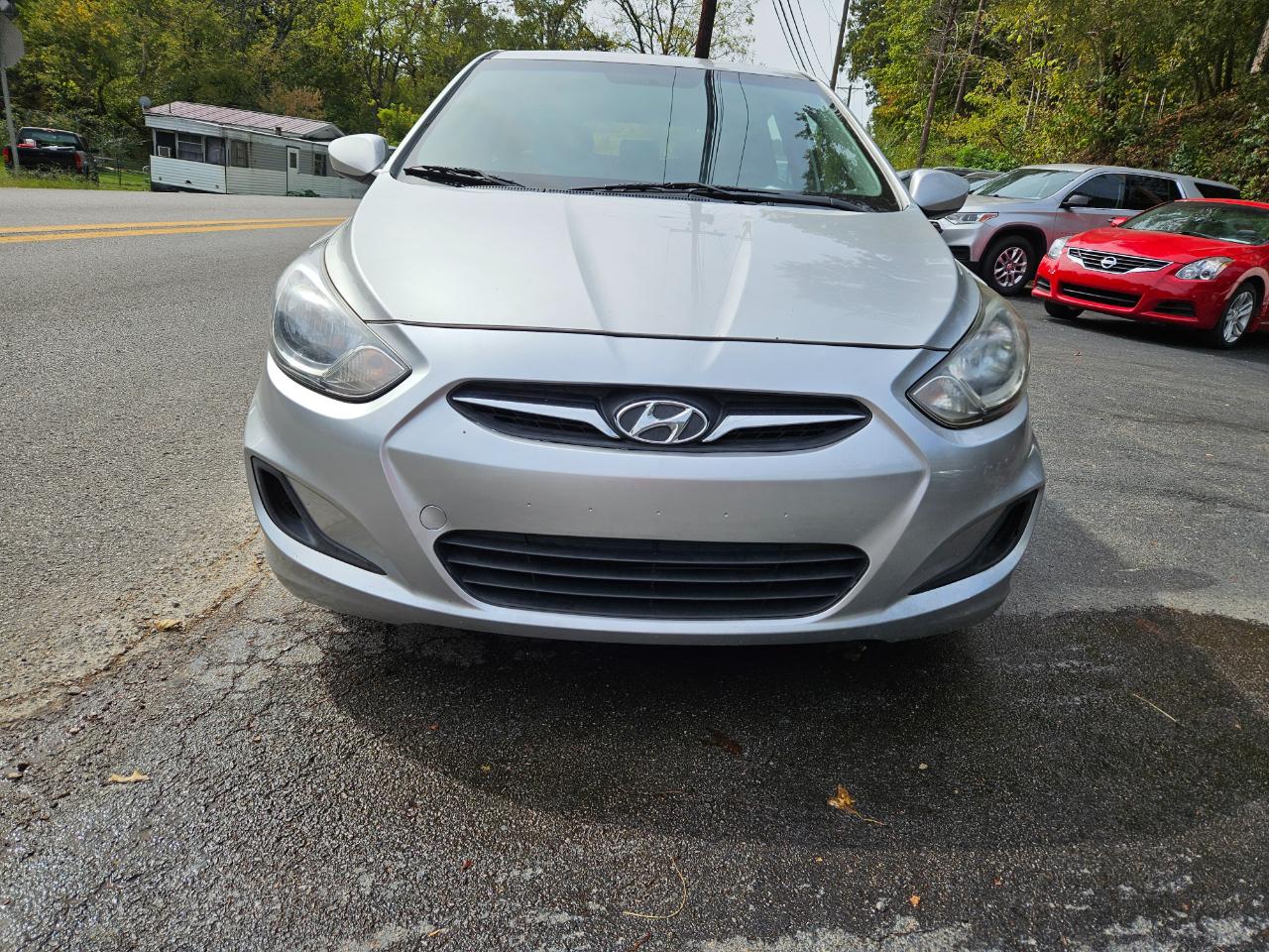 Hyundai Accent GS 5-Door 2014
