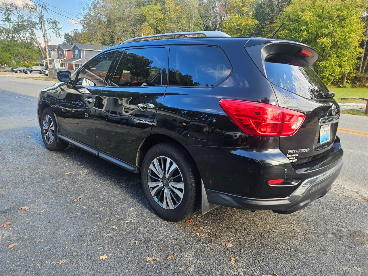 Nissan Pathfinder Platinum 2WD 2017