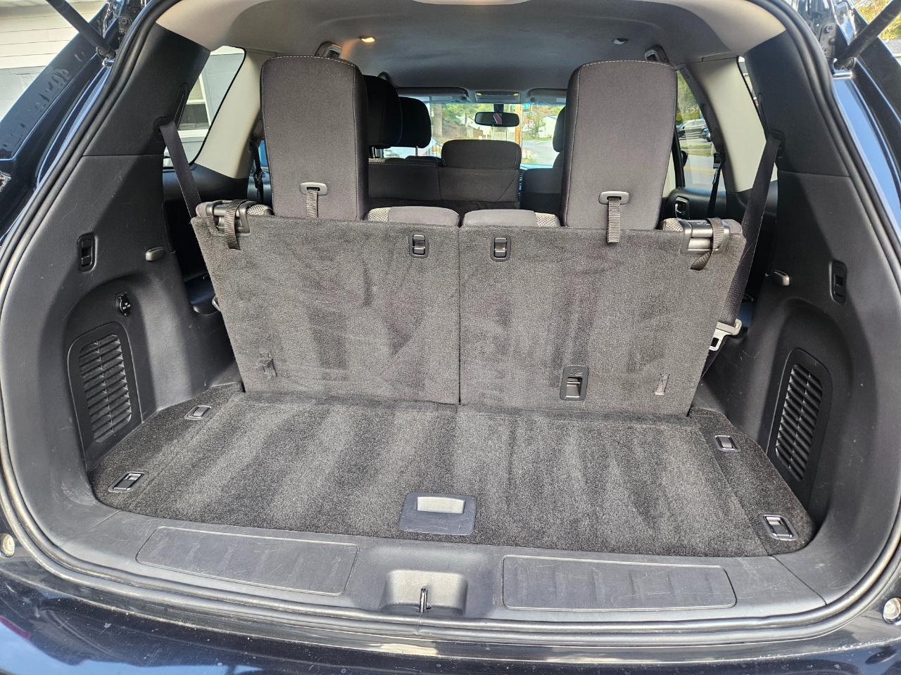 Nissan Pathfinder Platinum 2WD 2017
