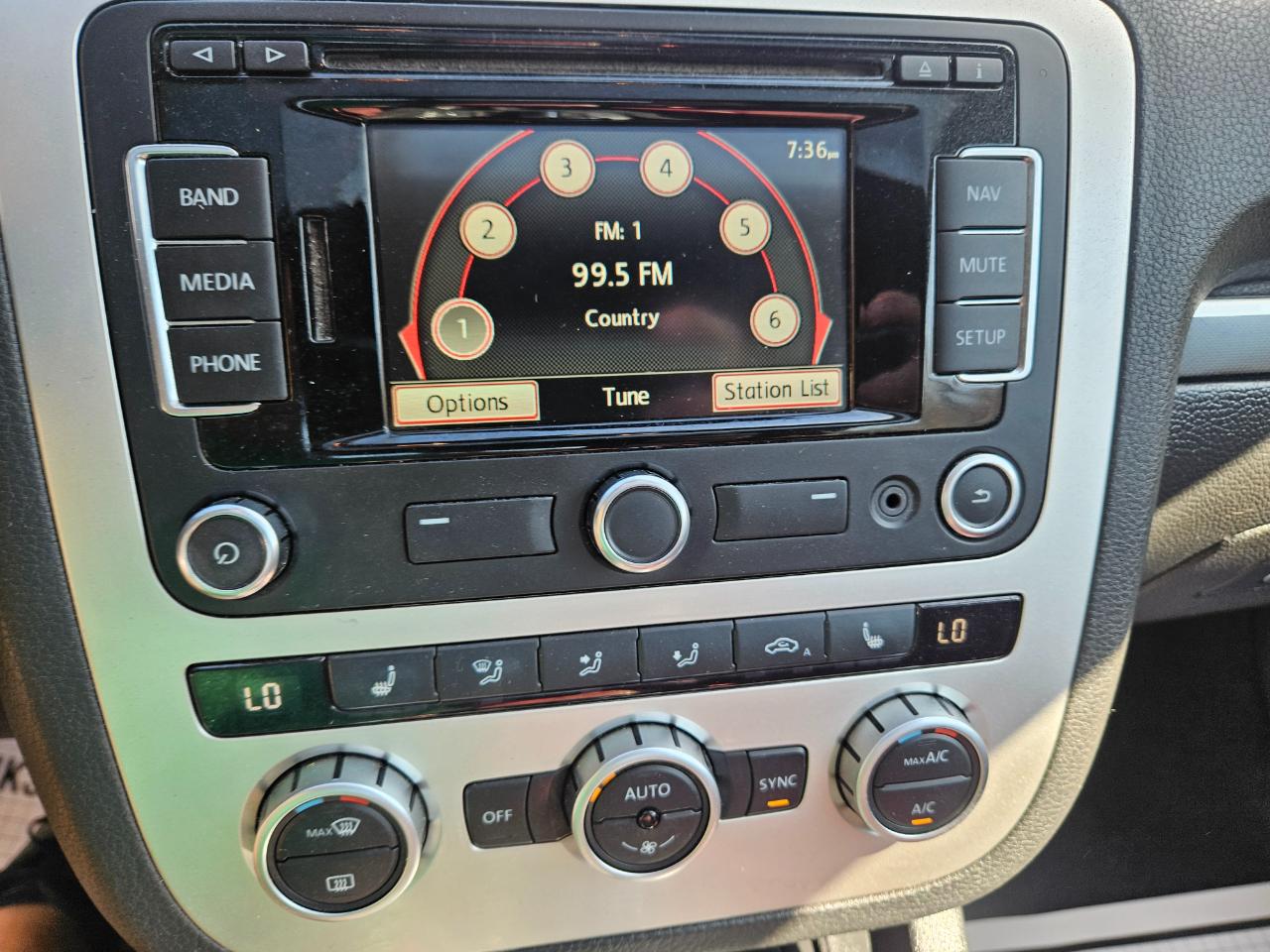 Volkswagen Eos Lux 2013