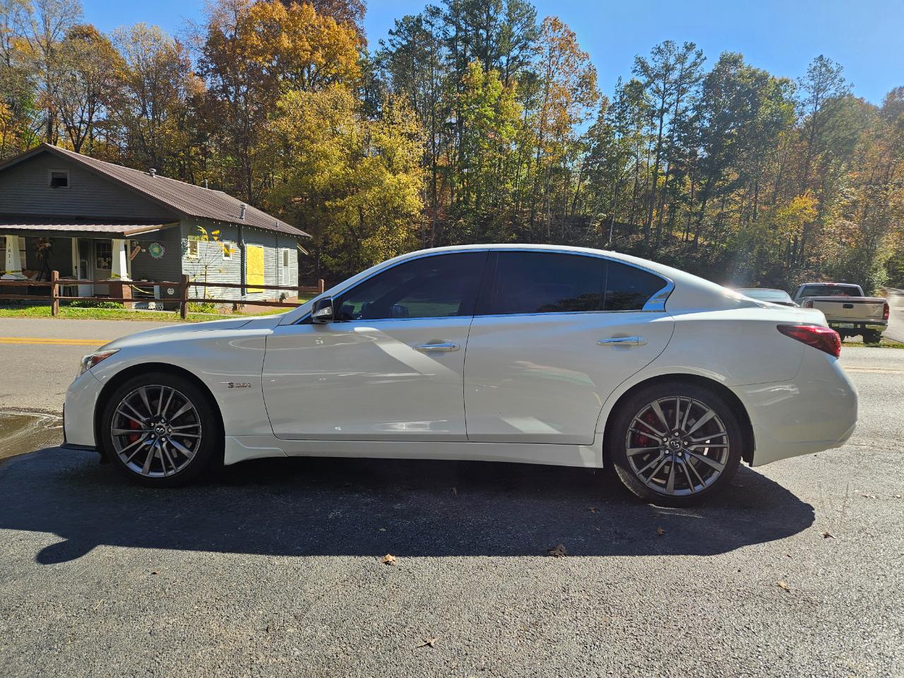 Infiniti Q50 Red Sport 400 AWD 2018