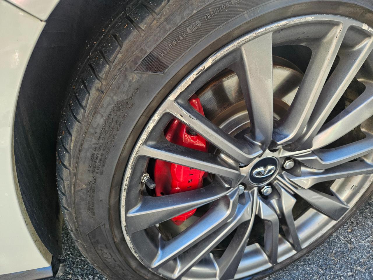 Infiniti Q50 Red Sport 400 AWD 2018