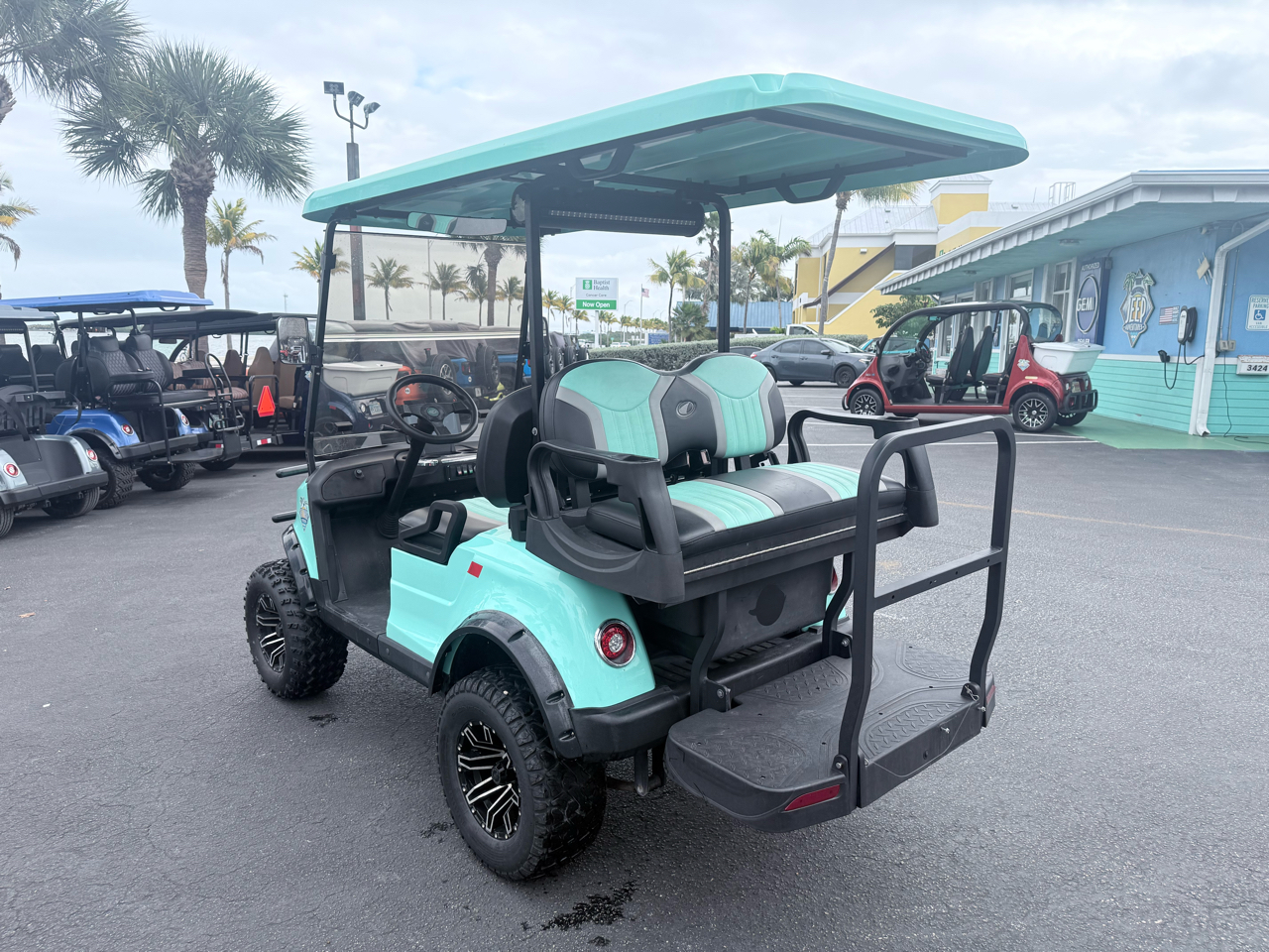 Star-EV Capella 2+2 Lifted  2025