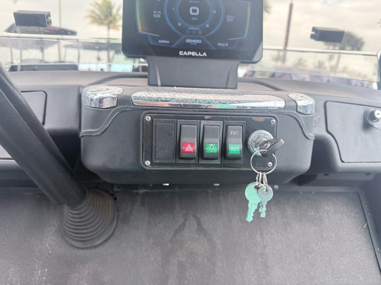 Star-EV Capella 2+2 Lifted  2025