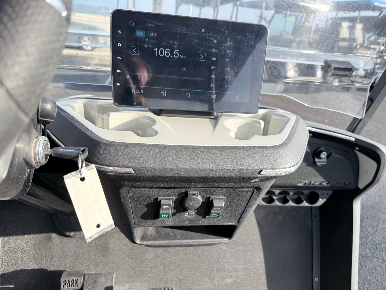 Star-EV Sirius 2+2  2025