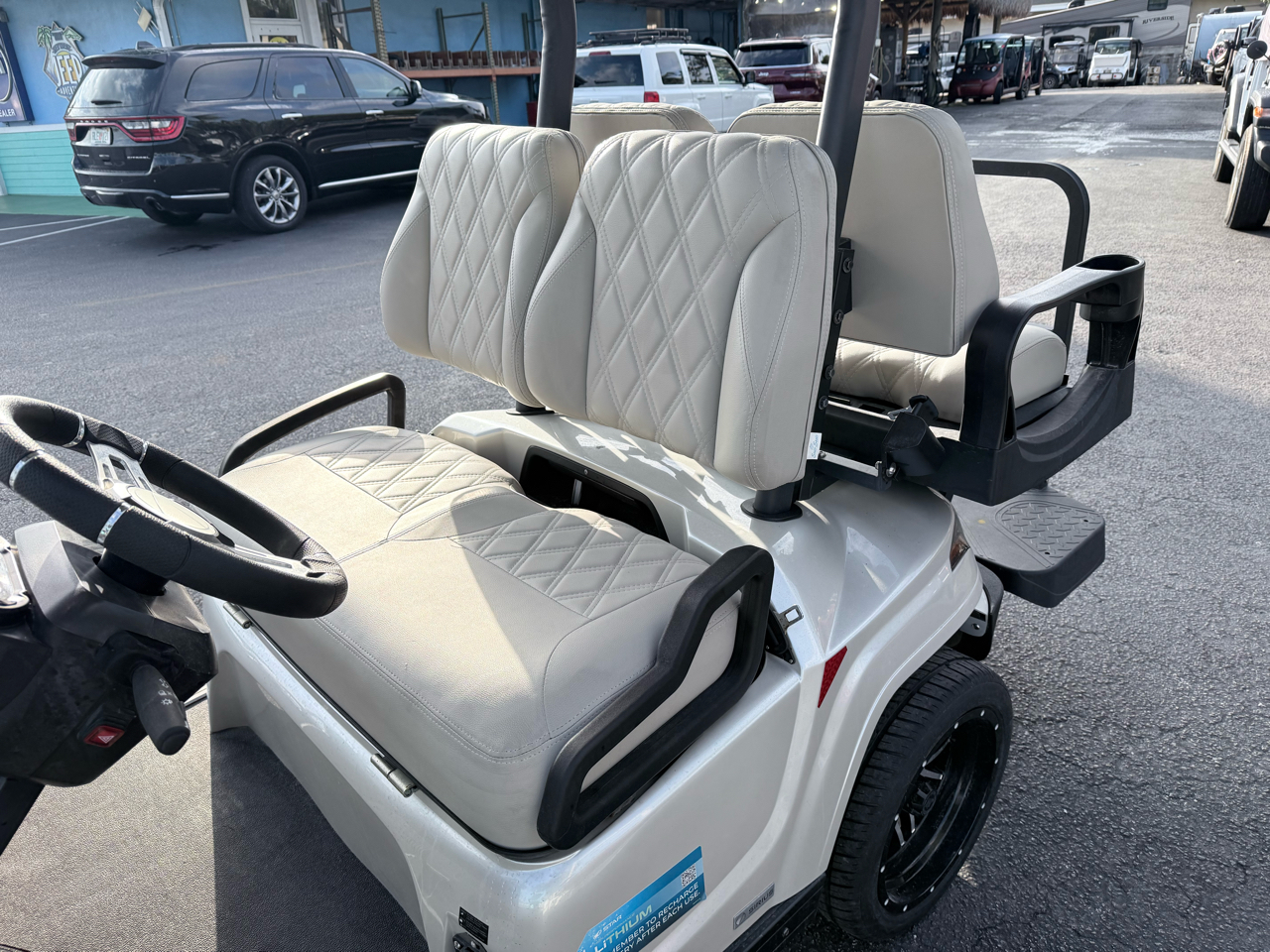 Star-EV Sirius 2+2  2025