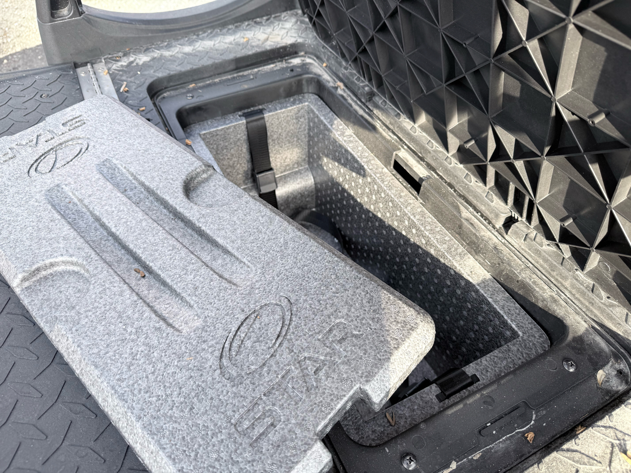 Star-EV Sirius 2+2  2025