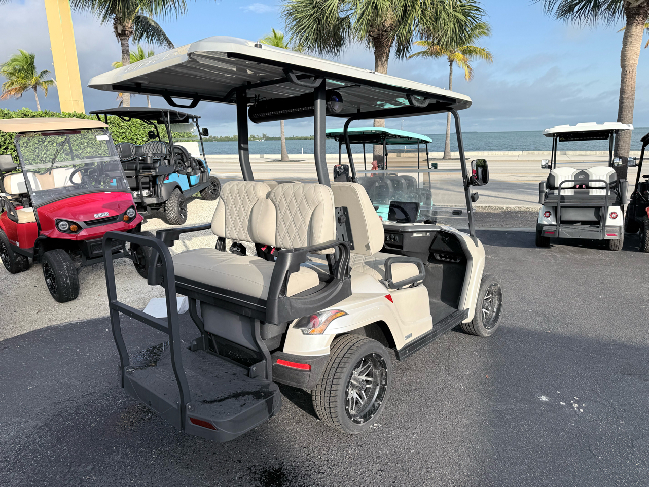 Star-EV Sirius 2+2  2025