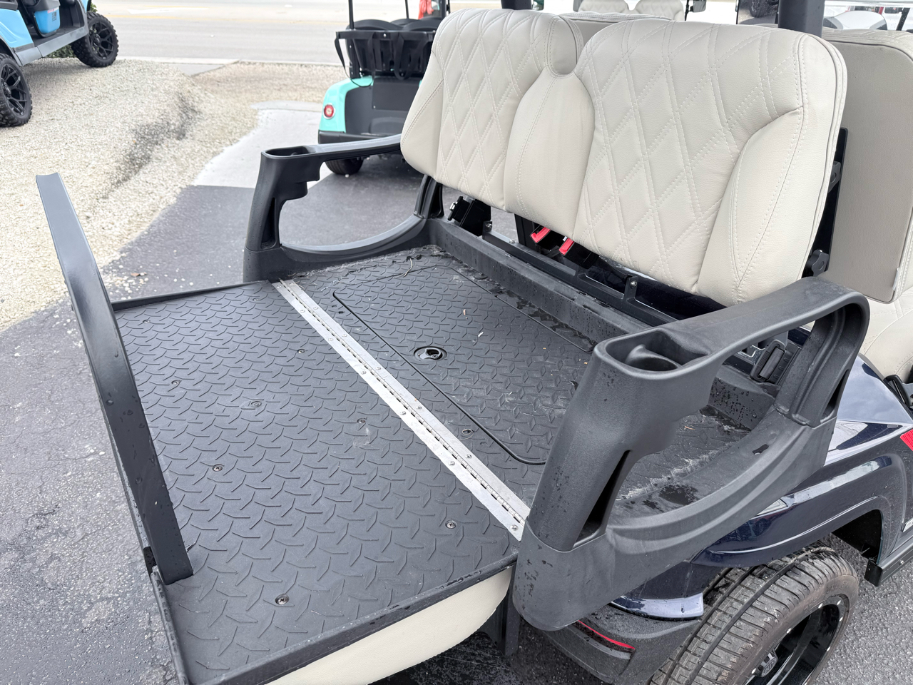 Star-EV Sirius 2+2  2025