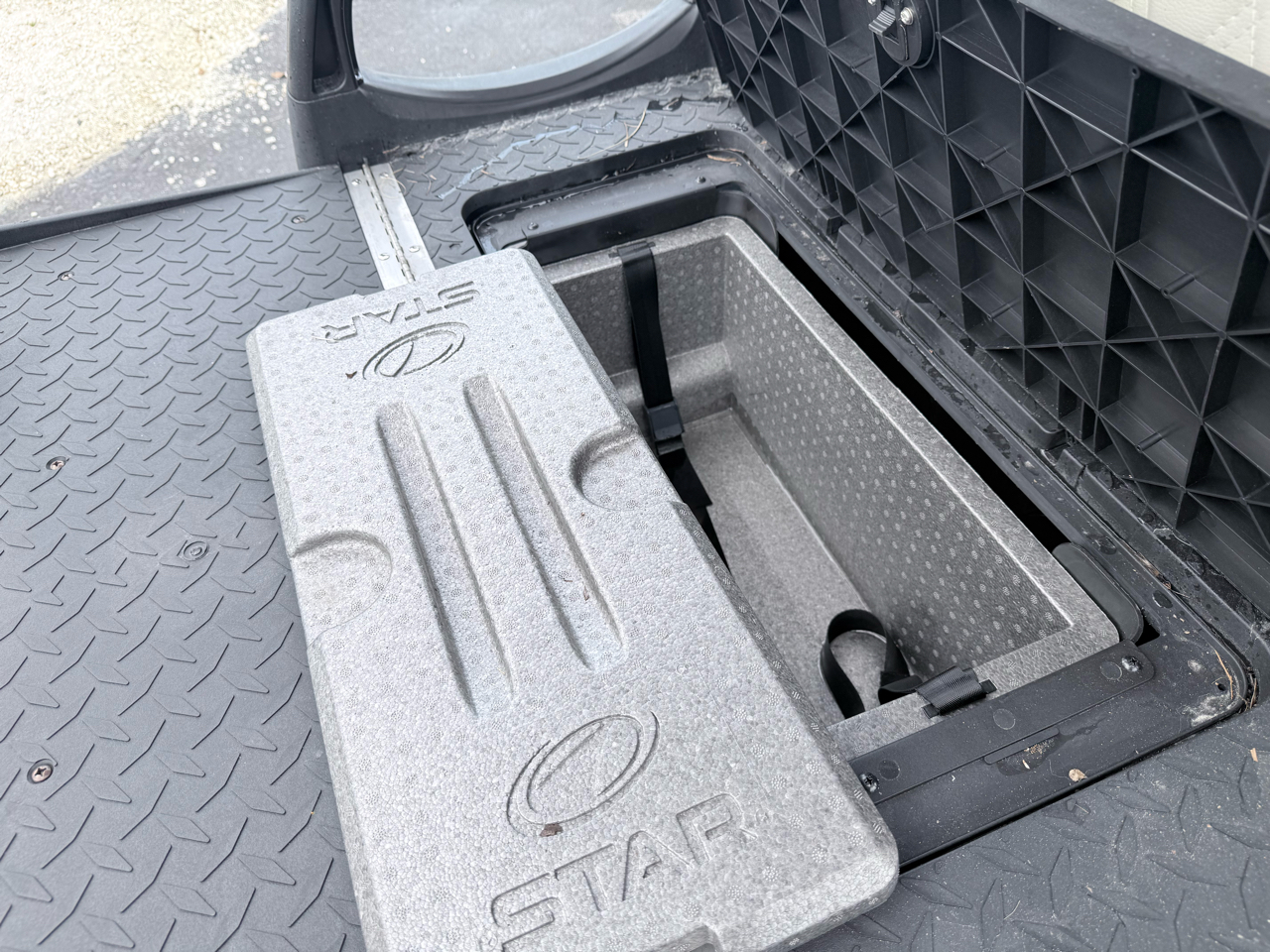 Star-EV Sirius 2+2  2025