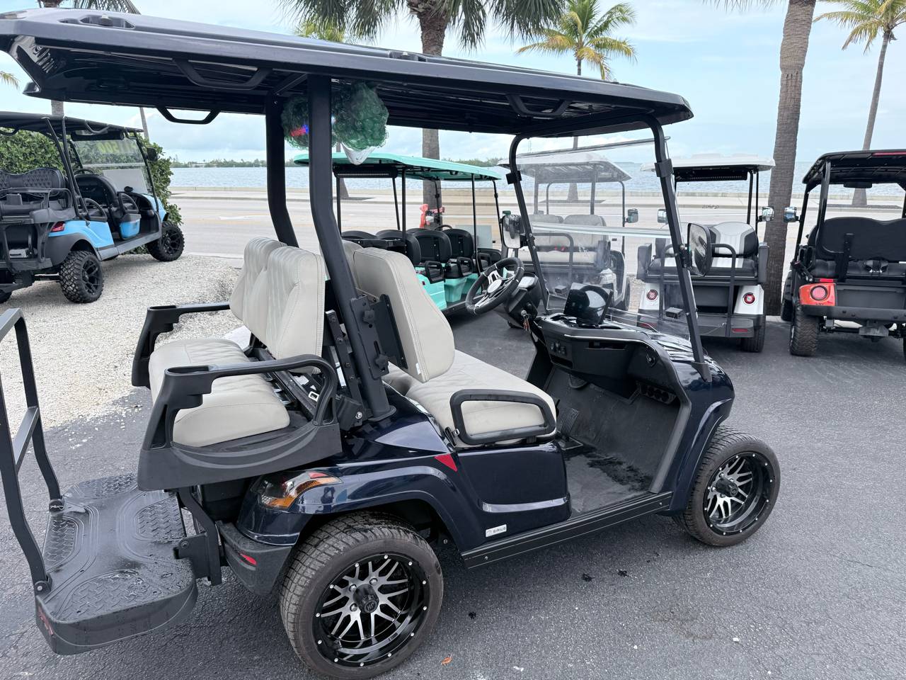 Star-EV Sirius 2+2  2025