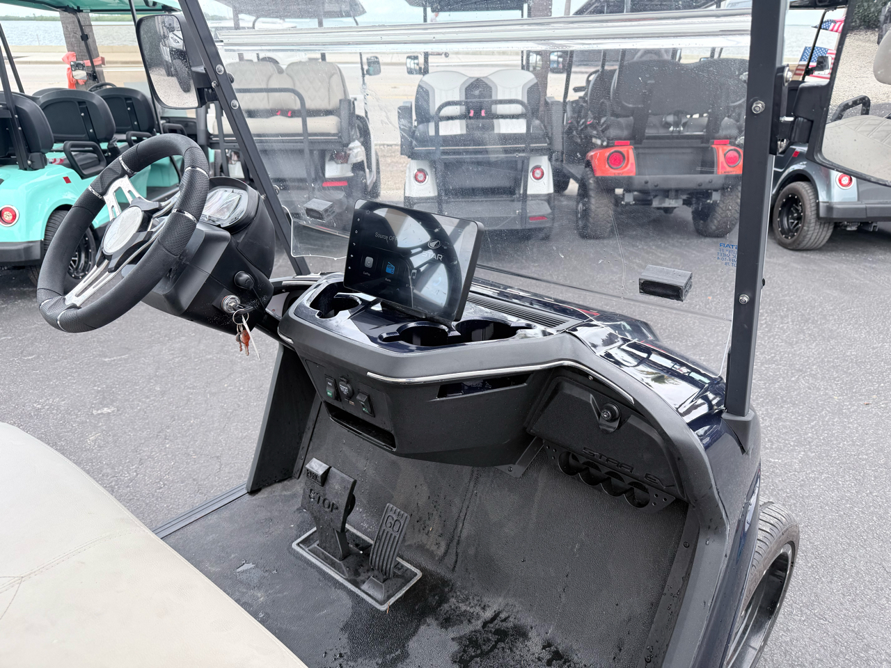 Star-EV Sirius 2+2  2025