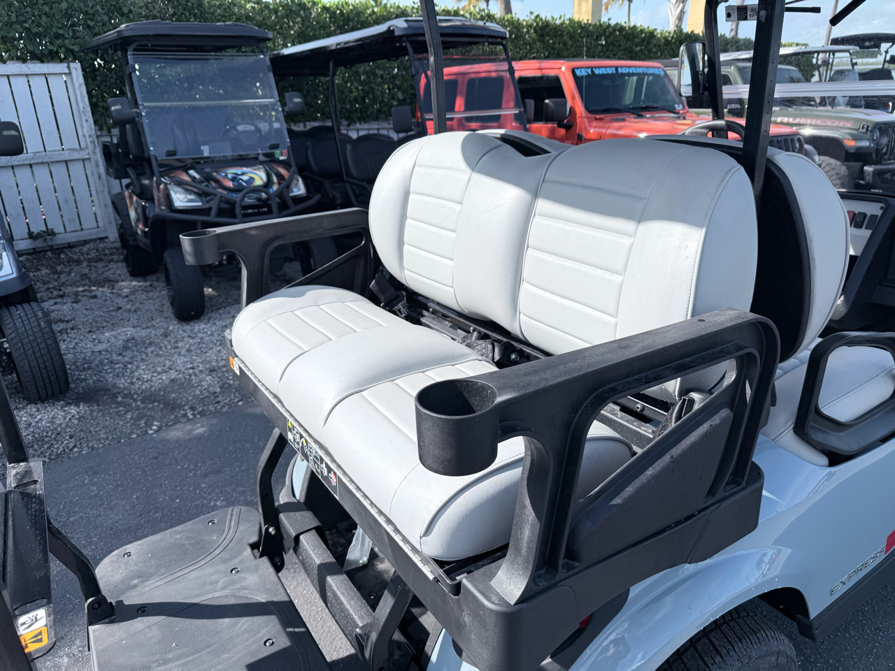 EZGO Express  2026