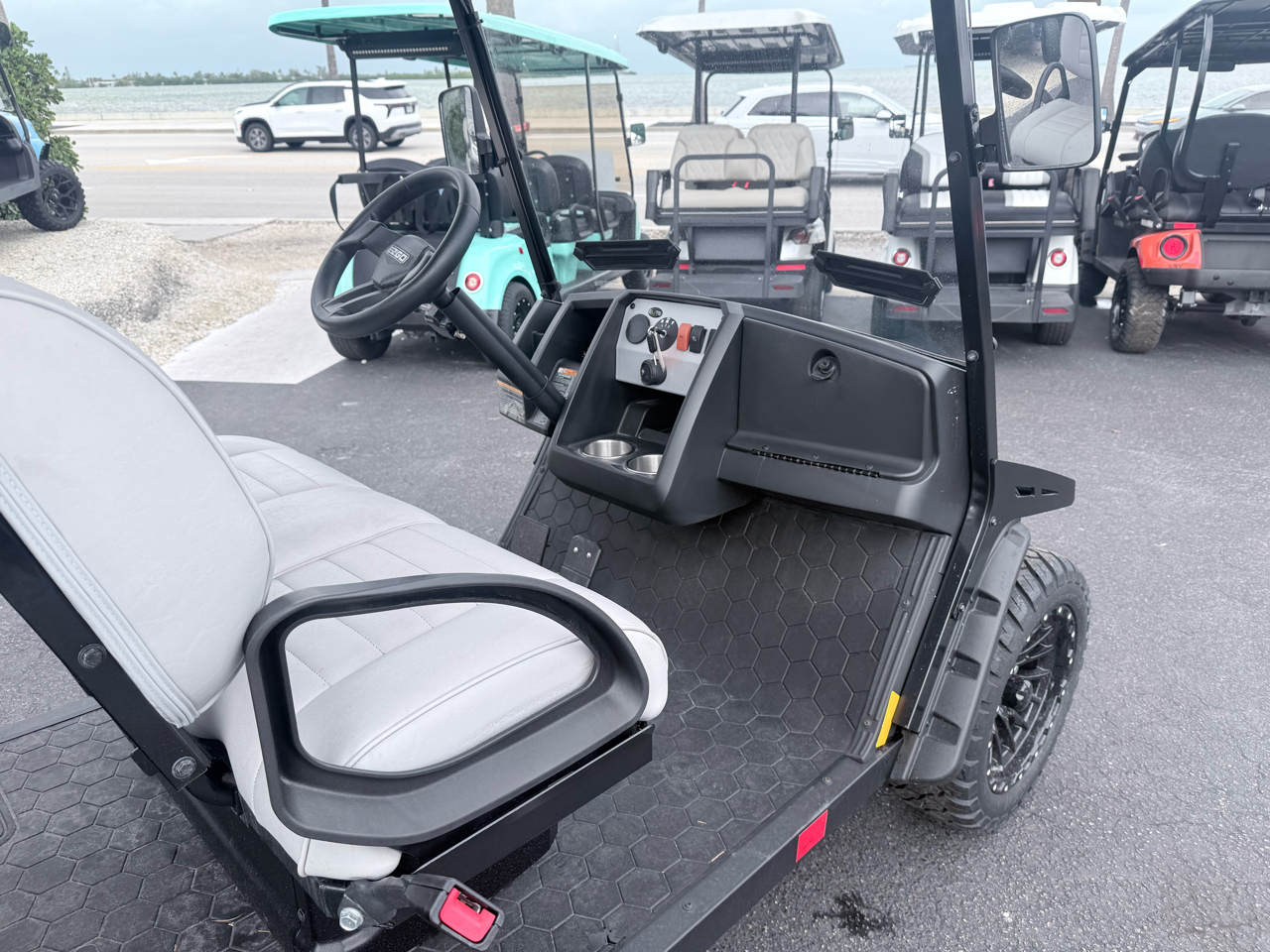 EZGO Liberty  2025