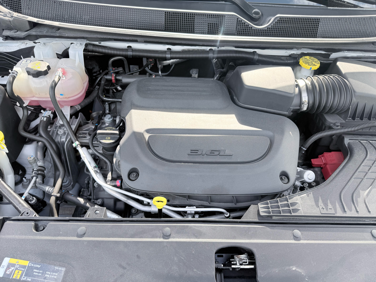 Chrysler Pacifica Touring L FWD 2024