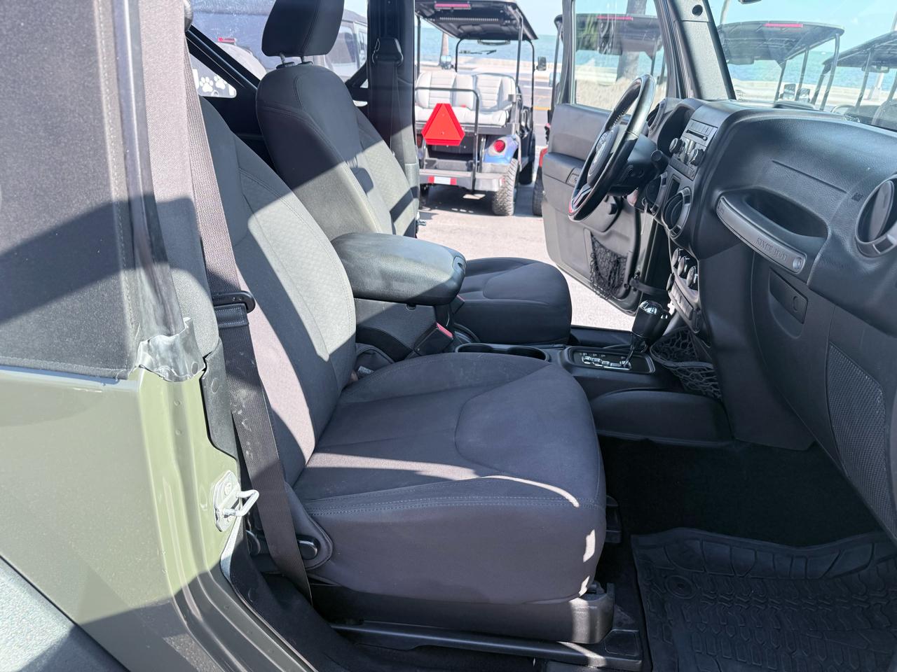 Jeep Wrangler 4WD 2dr Willys Wheeler 2015