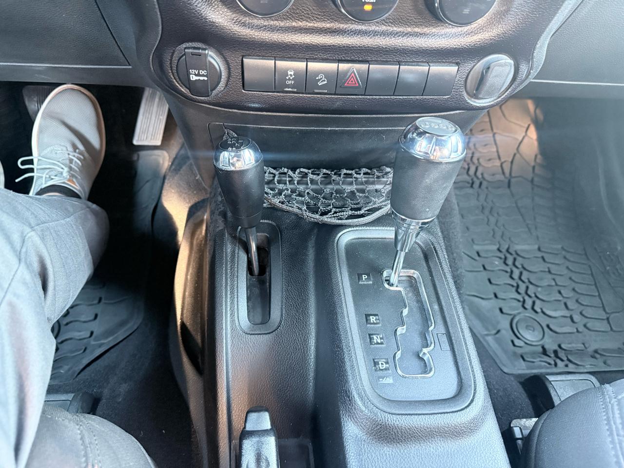 Jeep Wrangler 4WD 2dr Willys Wheeler 2015