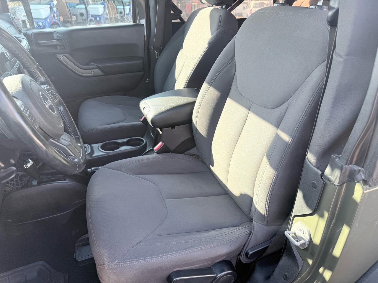 Jeep Wrangler 4WD 2dr Willys Wheeler 2015