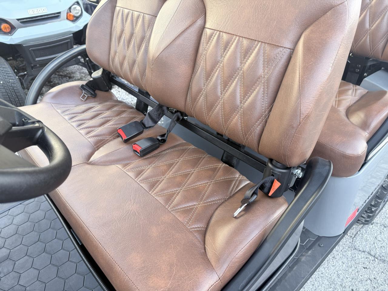 EZGO Express 6 Express Commuter ELiTE Lithium  2026