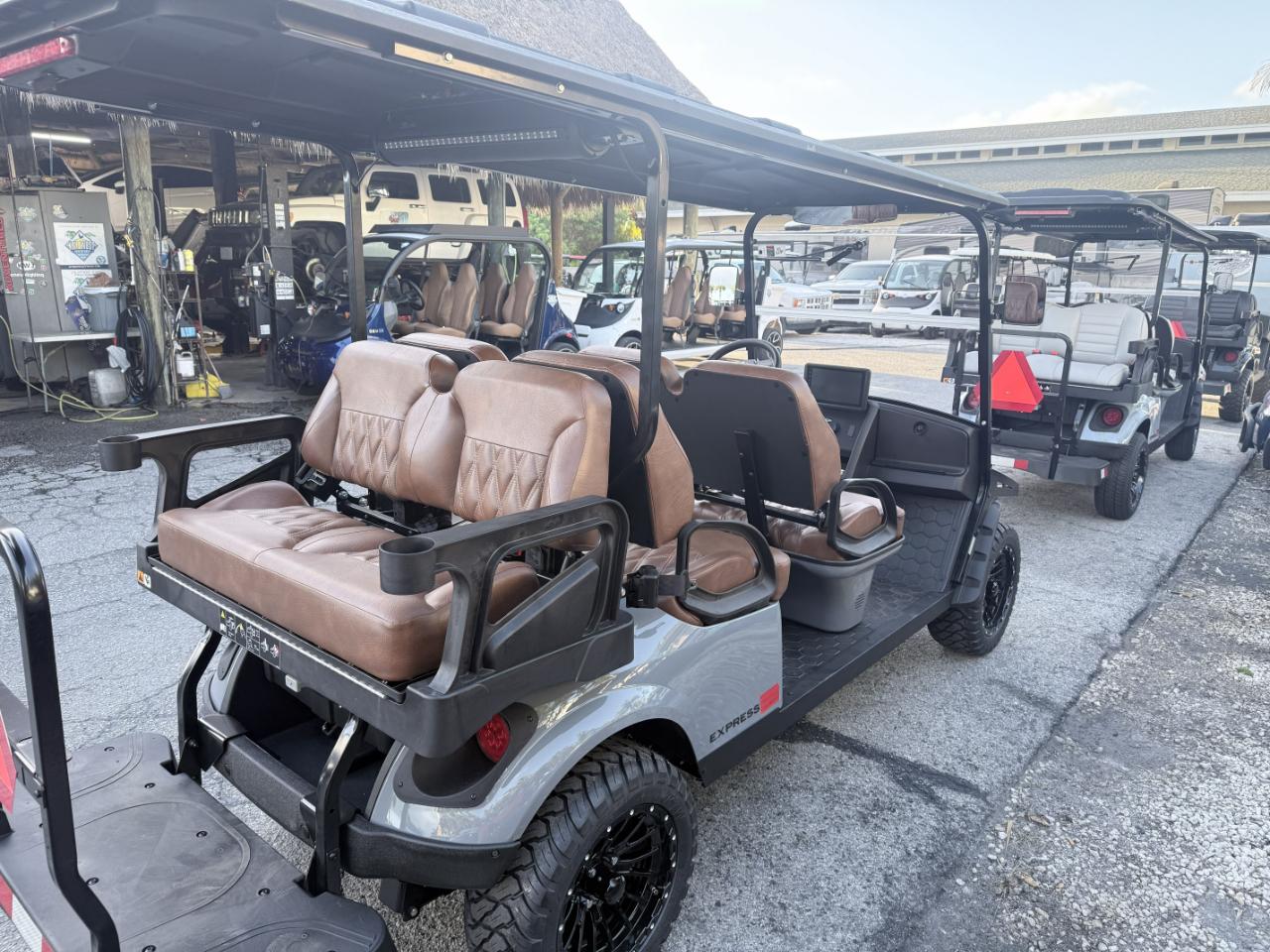EZGO Express 6 Express Commuter ELiTE Lithium  2026