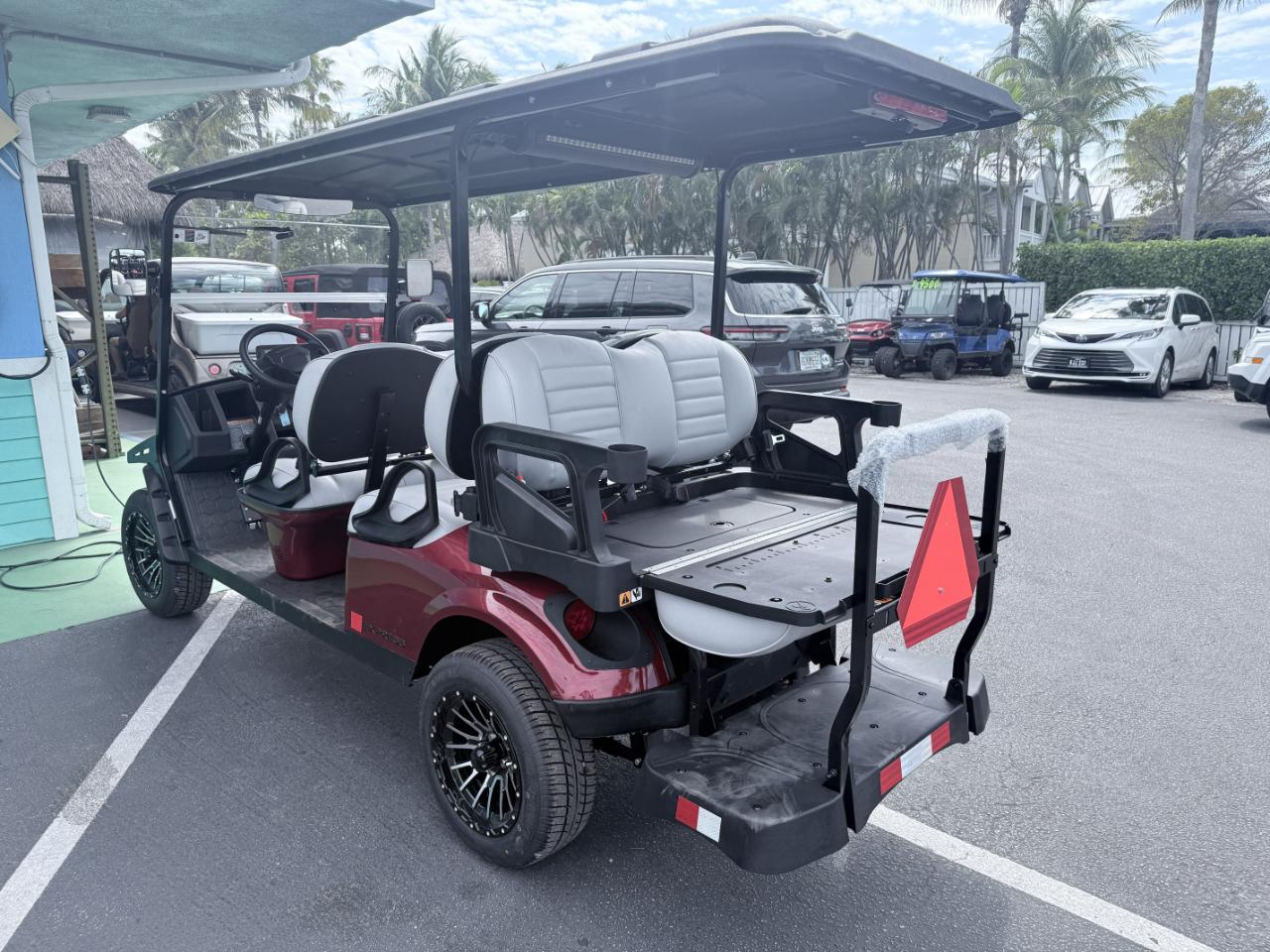 EZGO Express 6 Express Commuter ELiTE Lithium  2026