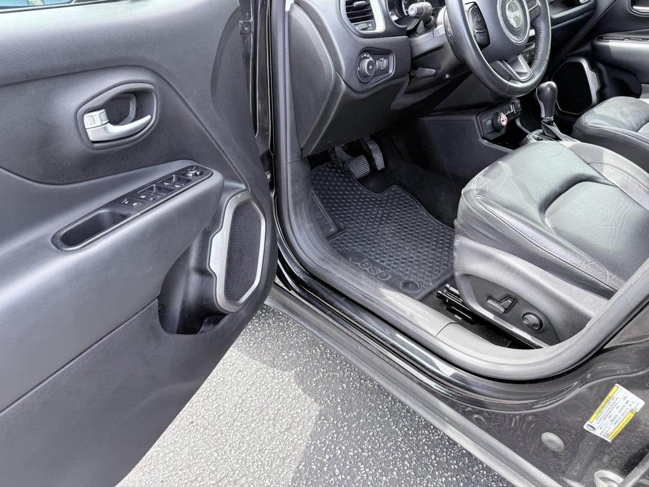 Jeep Renegade Limited 4D SUV 4WD 2022