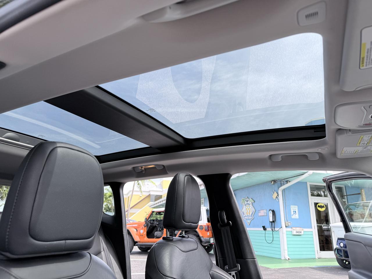 Jeep Renegade Limited 4D SUV 4WD 2022