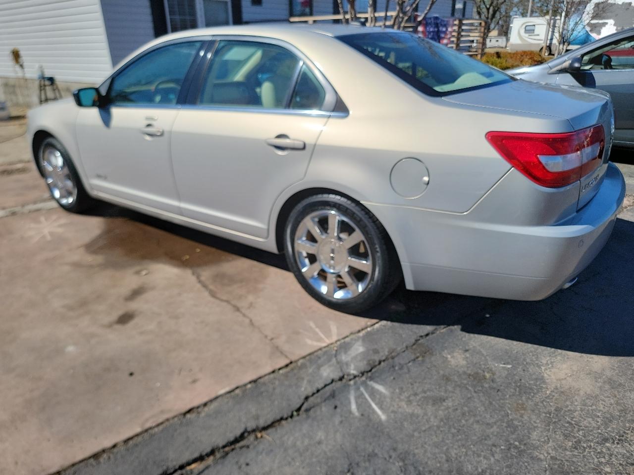 Lincoln MKZ FWD 2009