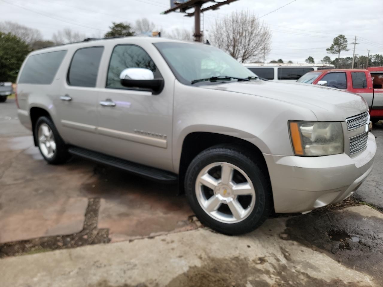 Chevrolet Suburban LTZ 1500 2WD 2007
