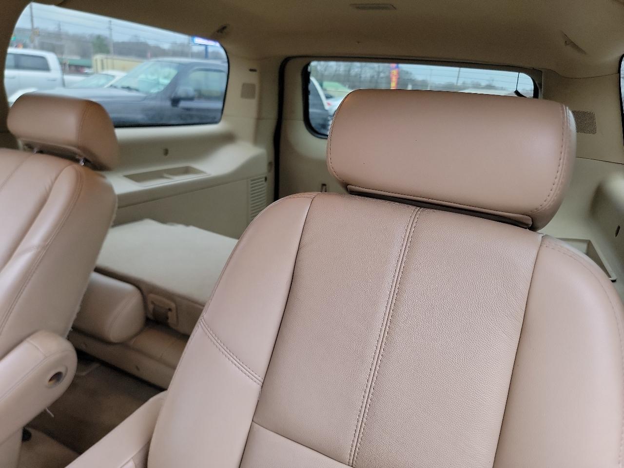 Chevrolet Suburban LTZ 1500 2WD 2007