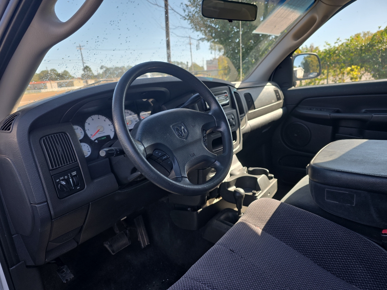 Dodge Ram 1500 ST Quad Cab Short Bed 4WD 2003 Dodge Ram 1500 ST Quad Cab Short Bed 4WD 2003