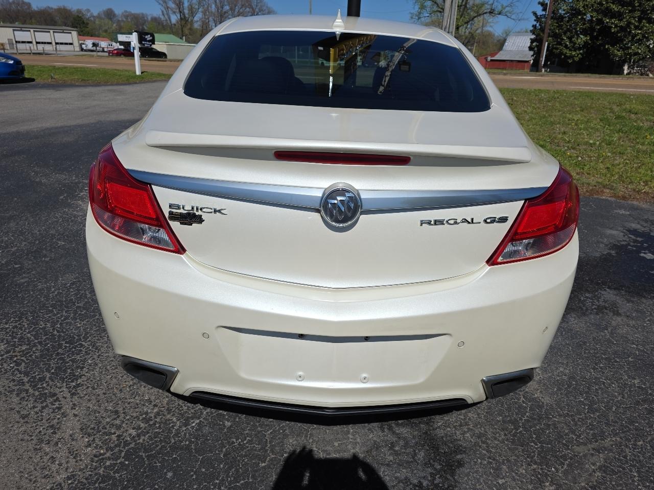 Buick Regal GS 2012