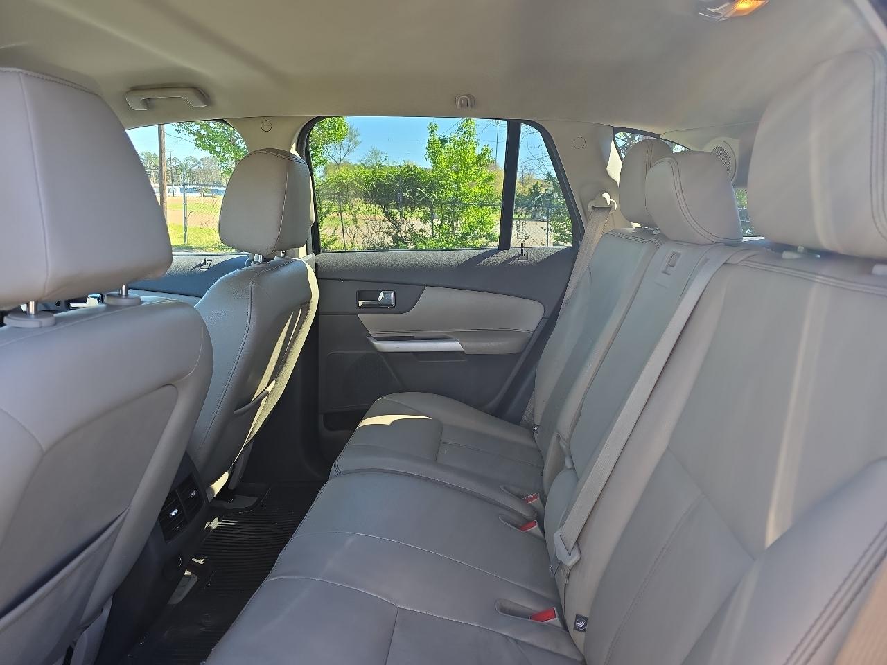 Ford Edge Limited FWD 2012