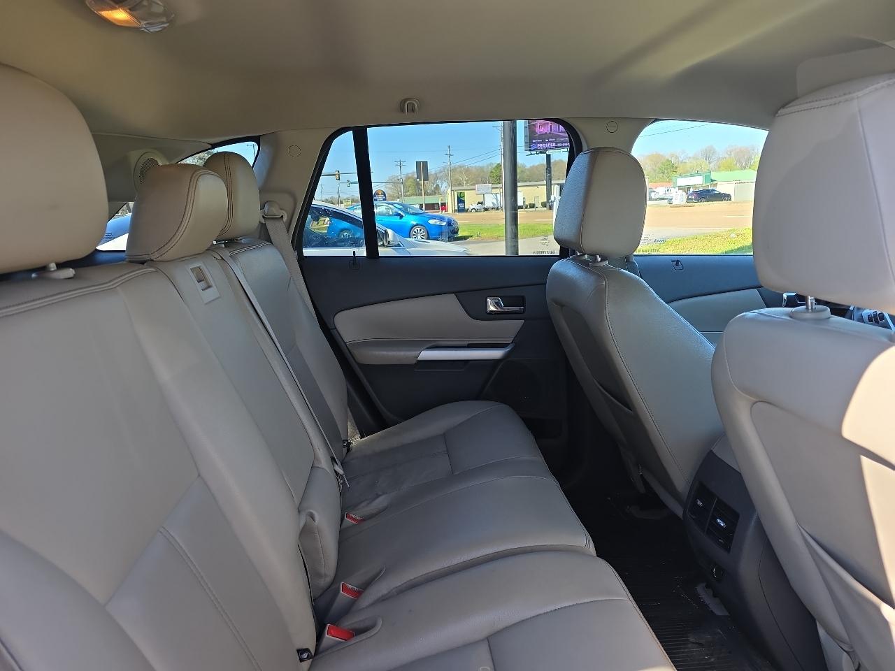 Ford Edge Limited FWD 2012