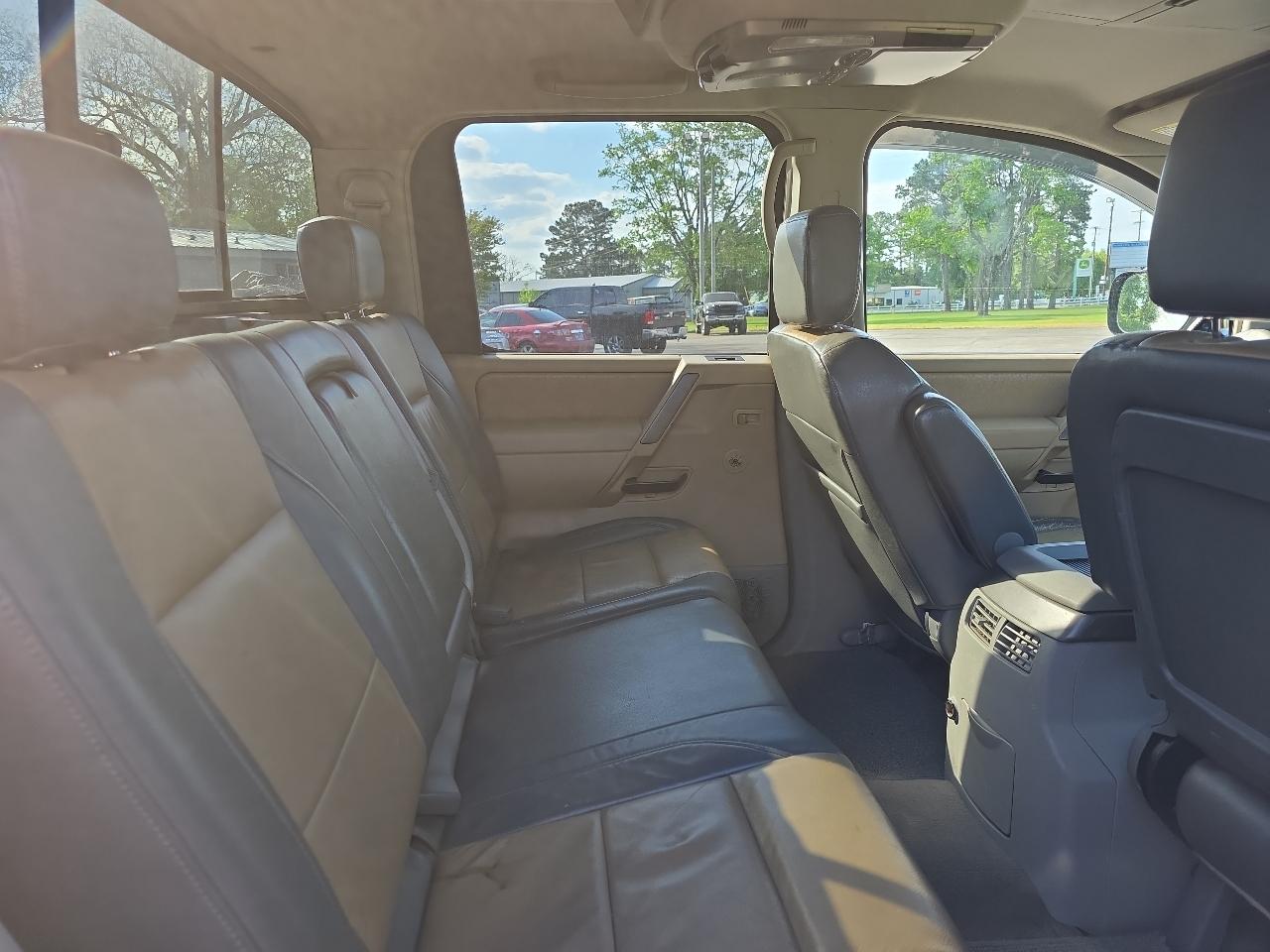 Nissan Titan XE Crew Cab 4WD 2004