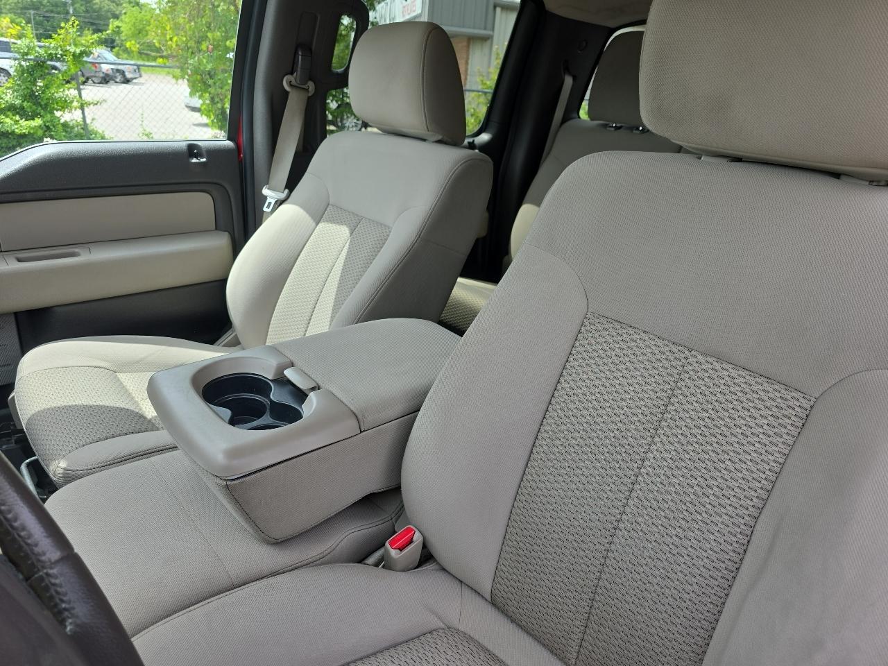 Ford F-150 4WD SuperCab 133" XLT 2010