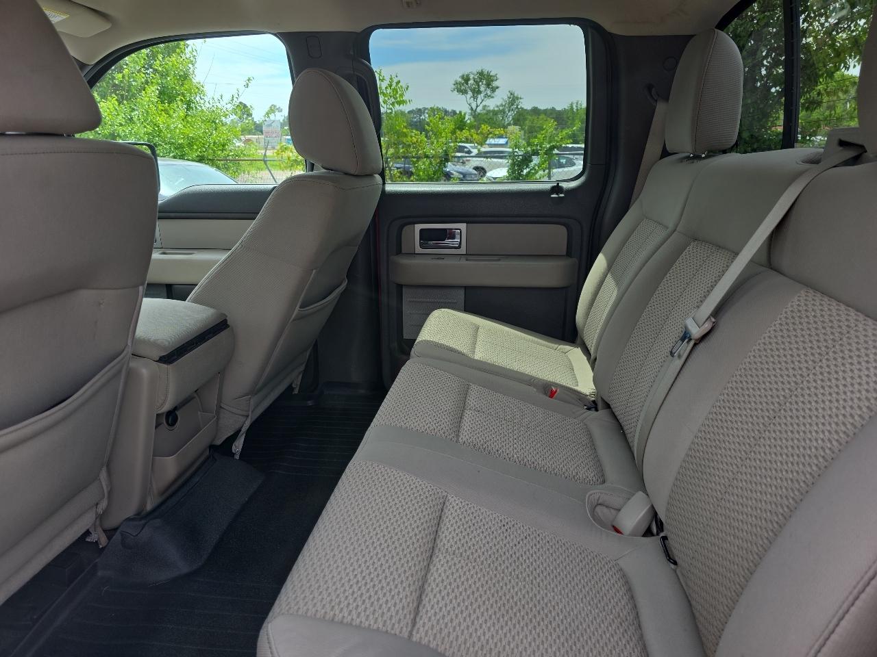 Ford F-150 4WD SuperCab 133" XLT 2010