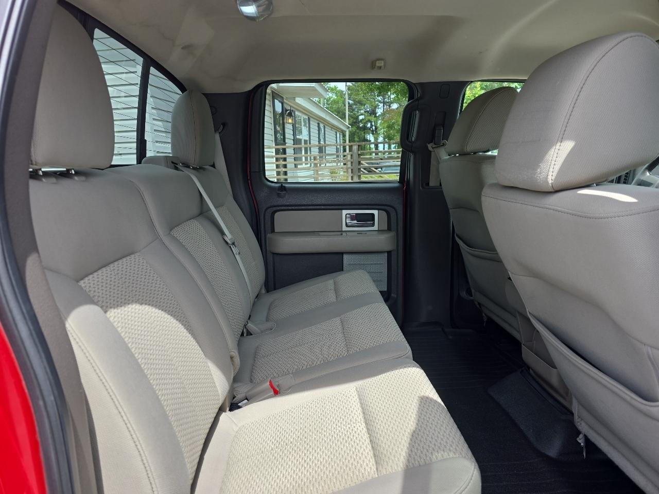 Ford F-150 4WD SuperCab 133" XLT 2010