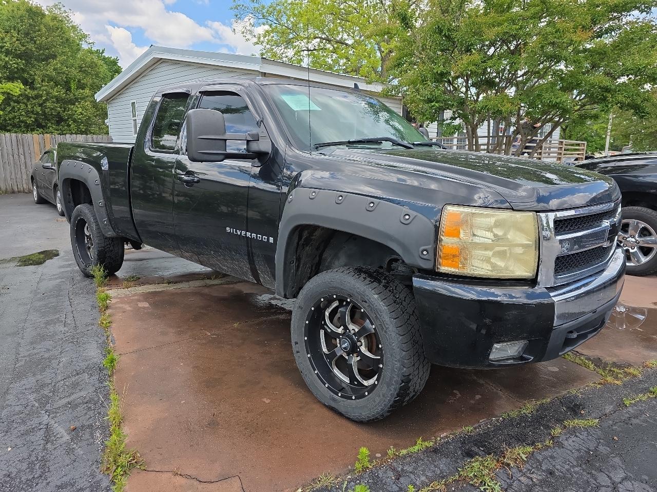Chevrolet Silverado 1500 1LT Crew Cab 4WD 2007