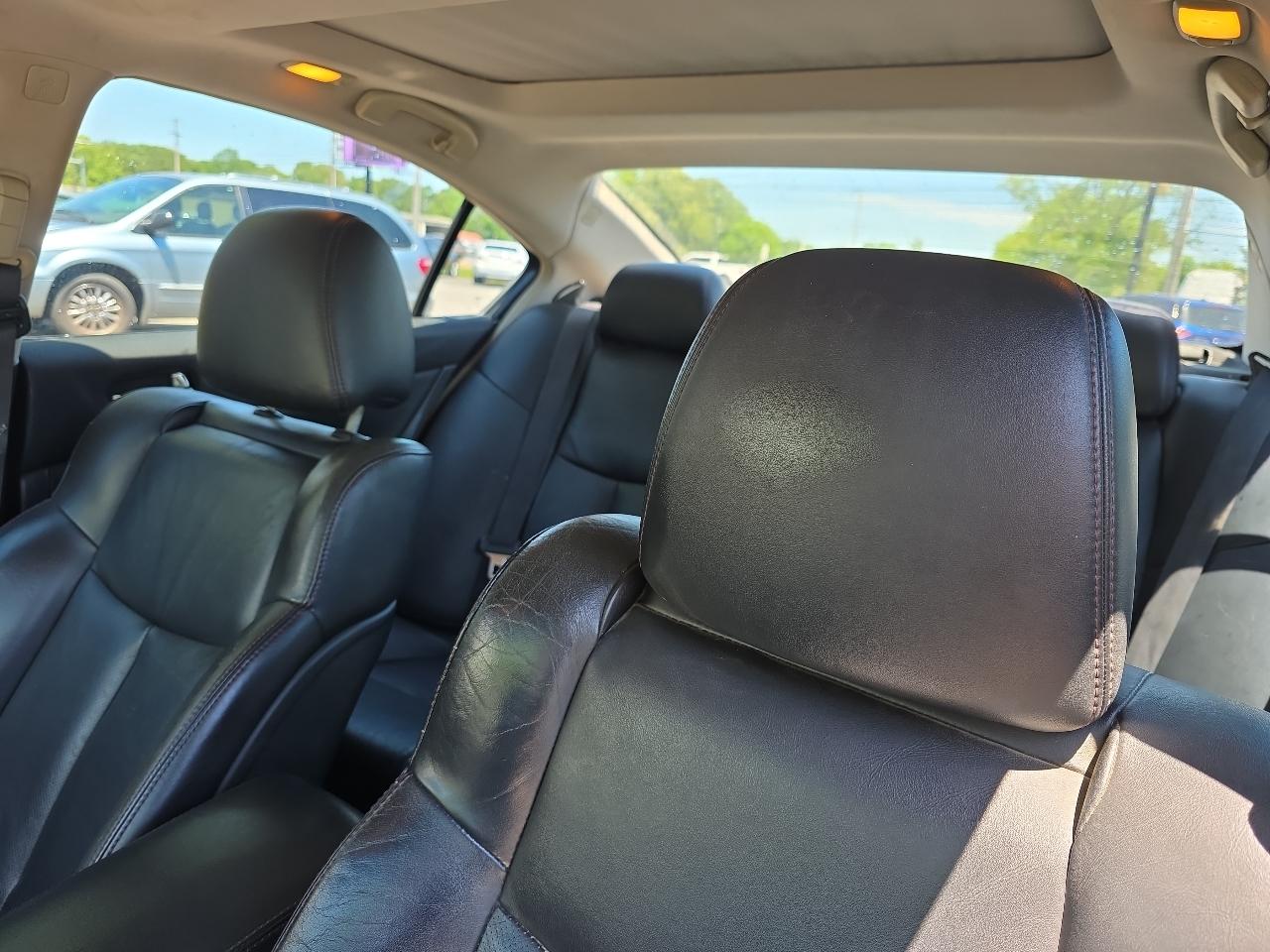 Nissan Maxima S 2009