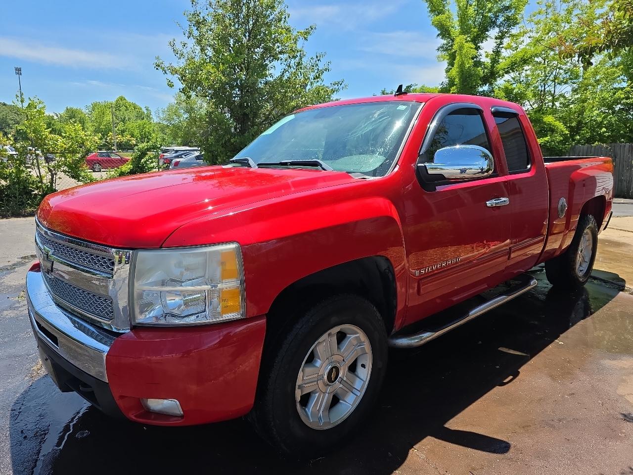 Chevrolet Silverado 1500 4WD Double Cab 147" LT 2009