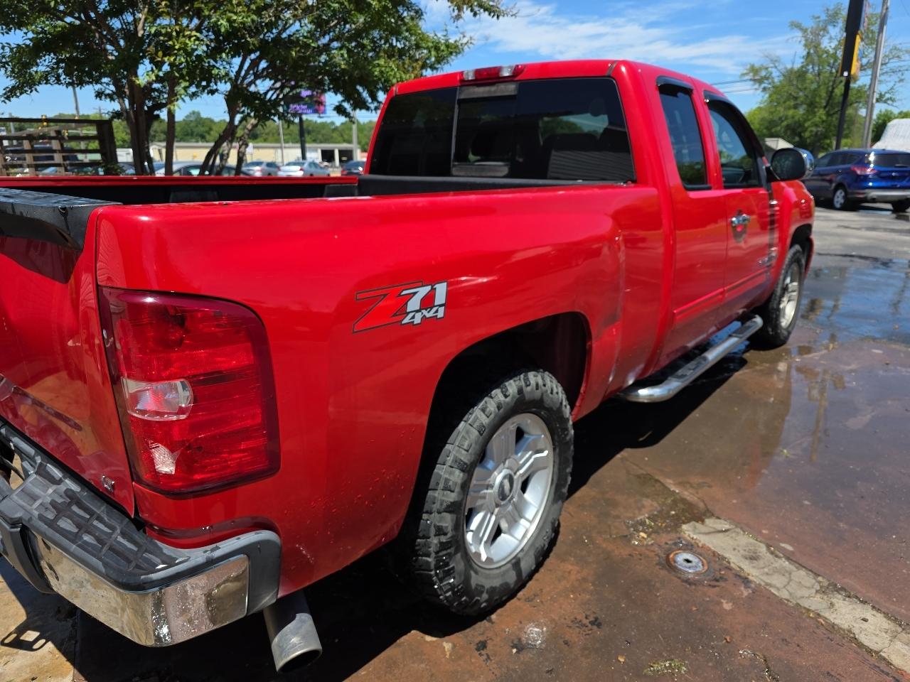 Chevrolet Silverado 1500 4WD Double Cab 147" LT 2009