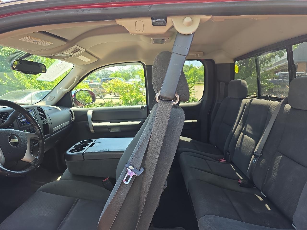 Chevrolet Silverado 1500 4WD Double Cab 147" LT 2009